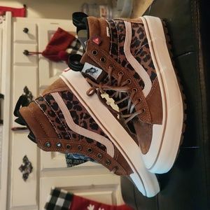 Womens size 9 leopard print Vans